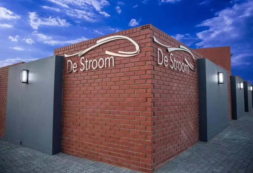 Majatalo De Stroom Guest Lodge