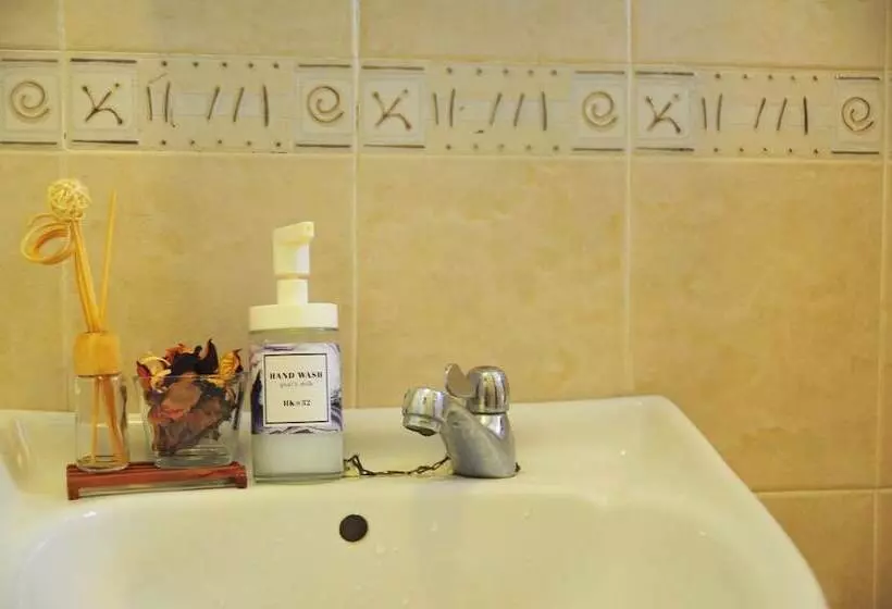 ペンション Grayhaus Guest House