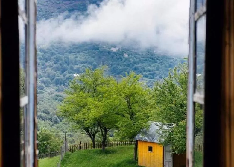 Majatalo Guesthouse Dritan Tethorja