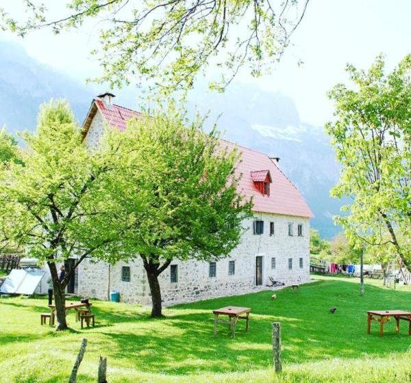 Pensão Guesthouse Dritan Tethorja