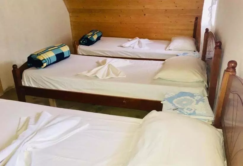 Majatalo Guesthouse Dritan Tethorja