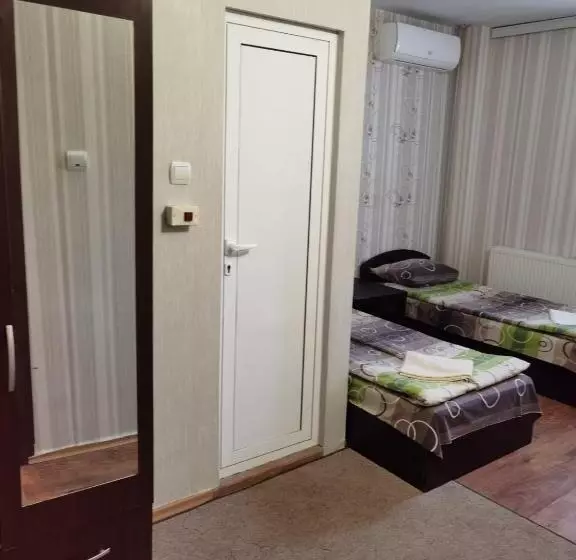 ペンション House For Guests And Friends