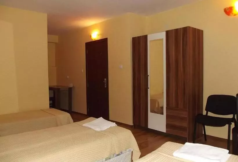 ペンション House For Guests And Friends