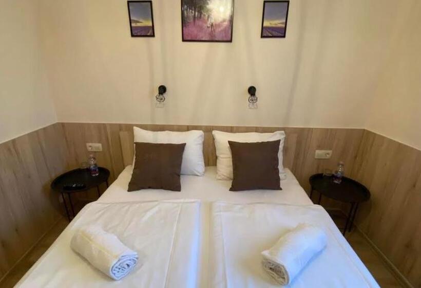 פנסיון Levendula Vendégház