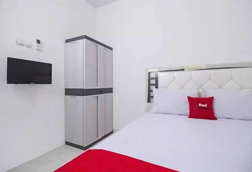 Majatalo Reddoorz Near Stan