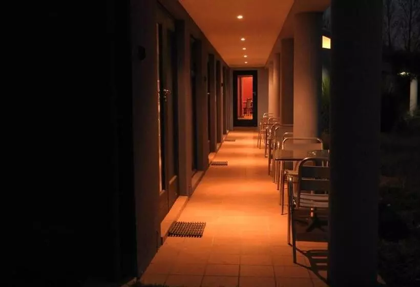 Majatalo Willow Place Guest House