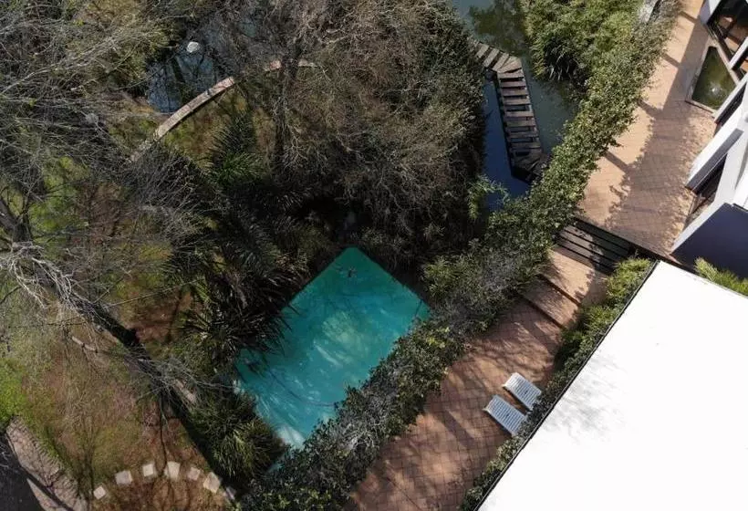 Majatalo Willow Place Guest House