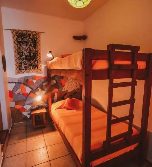 ペンション Hostal El Punto