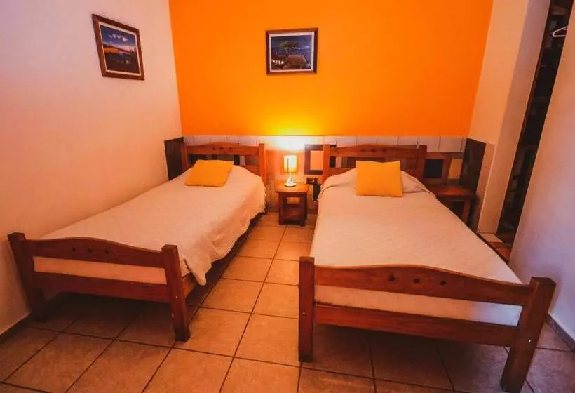 ペンション Hostal El Punto