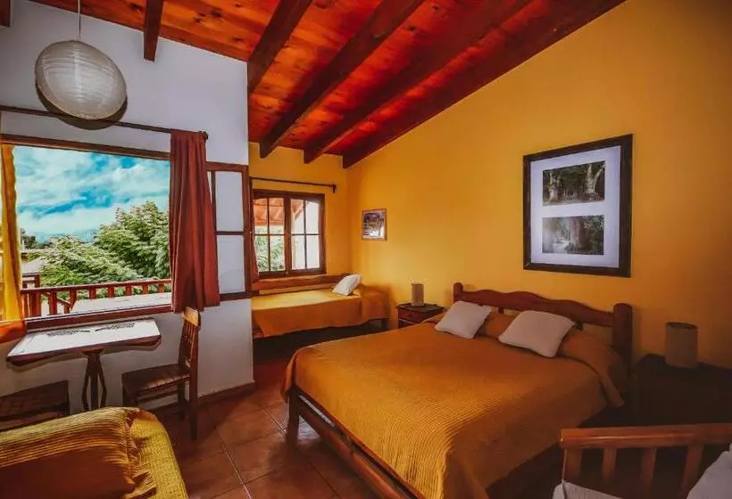 ペンション Hostal El Punto
