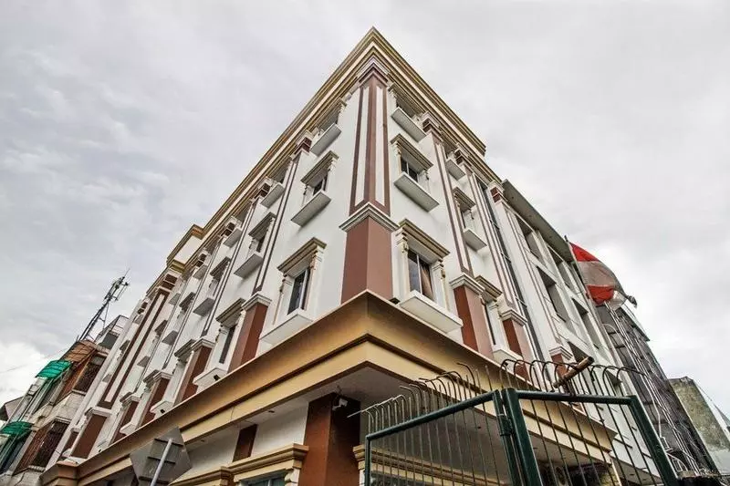 Majatalo Reddoorz Plus @ Cideng Barat