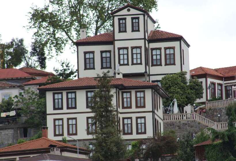 هاستل Kanoglu Konagi