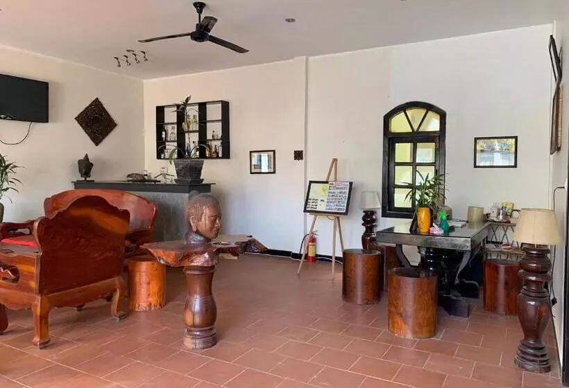 ユースホステル Private Boutique Home With Pool, The Fin Inn