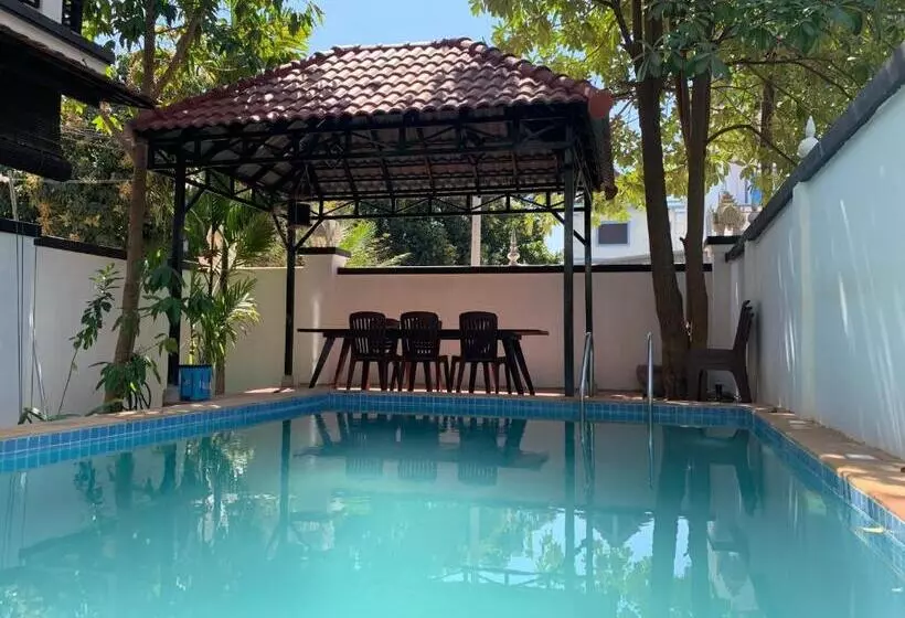 ユースホステル Private Boutique Home With Pool, The Fin Inn