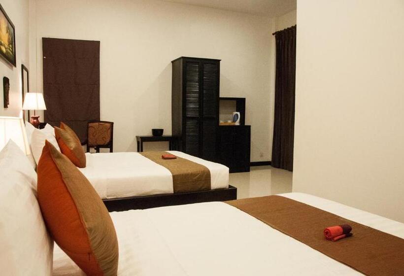 هاستل Private Boutique Home With Pool, The Fin Inn