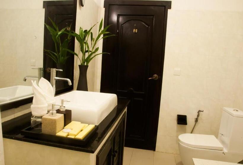 هاستل Private Boutique Home With Pool, The Fin Inn