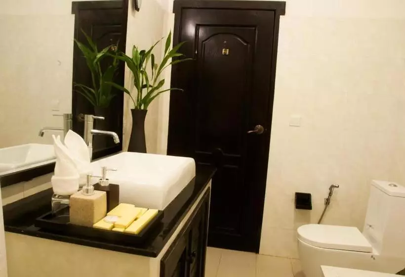 ユースホステル Private Boutique Home With Pool, The Fin Inn