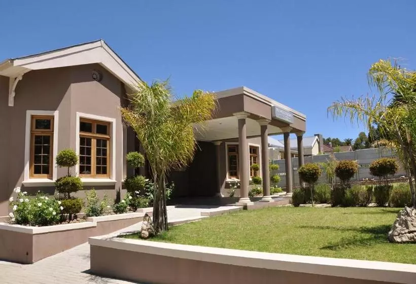 Majatalo Berg En Dal Guesthouse