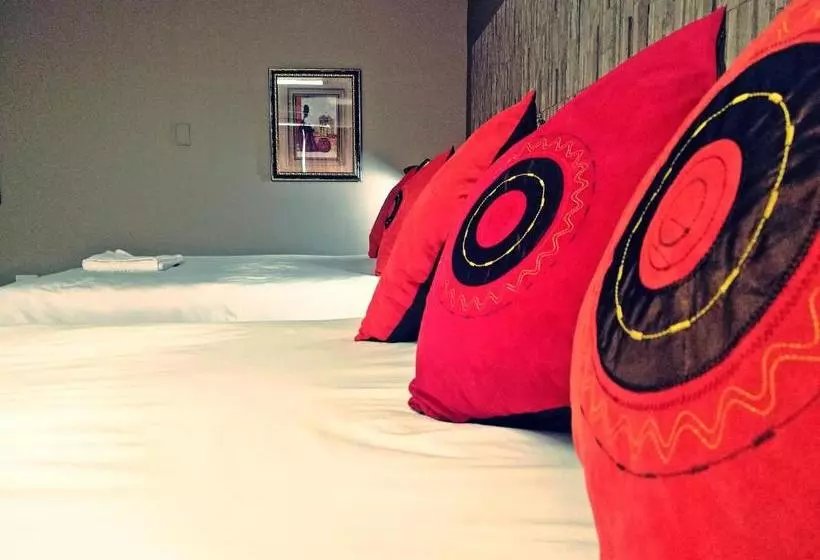 ペンション Kures Guest House