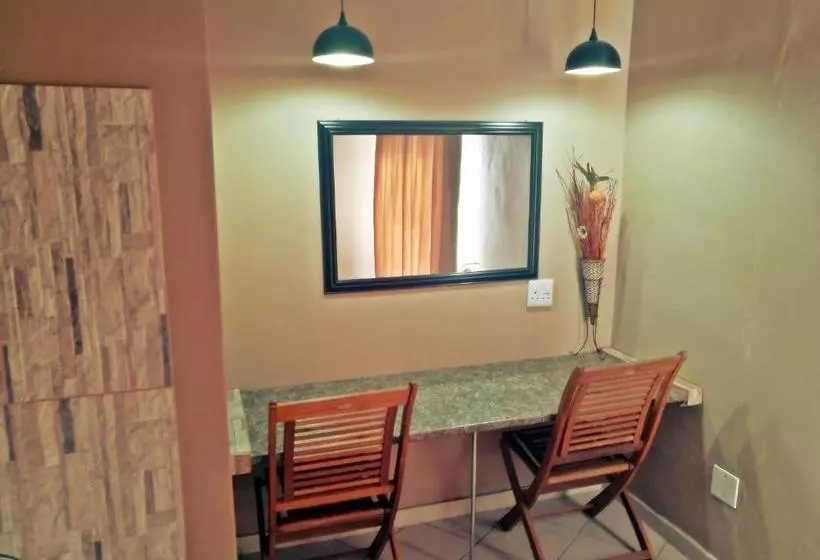 ペンション Kures Guest House