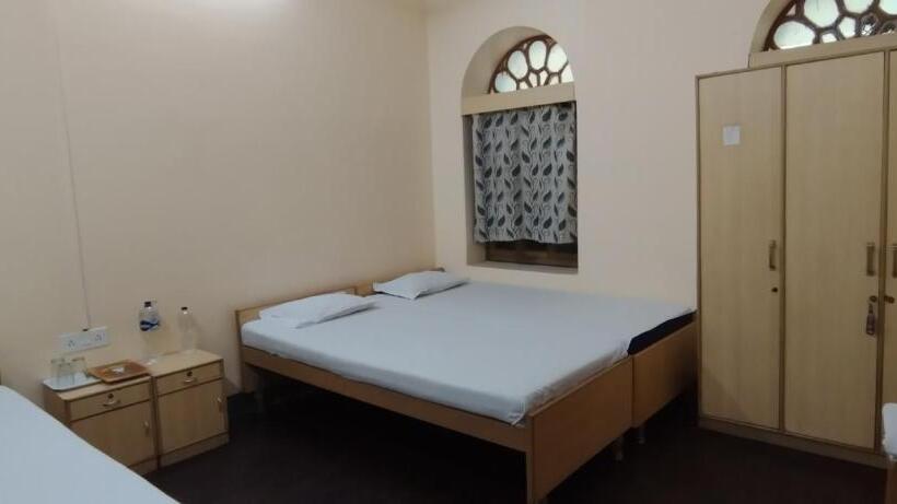 ペンション Shaw Guest House