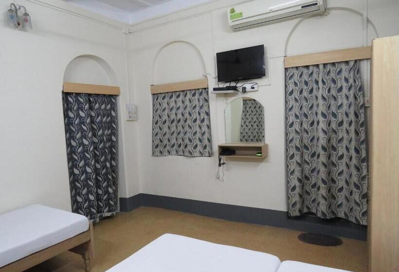 ペンション Shaw Guest House