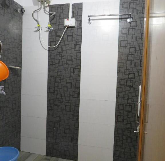 ペンション Shaw Guest House