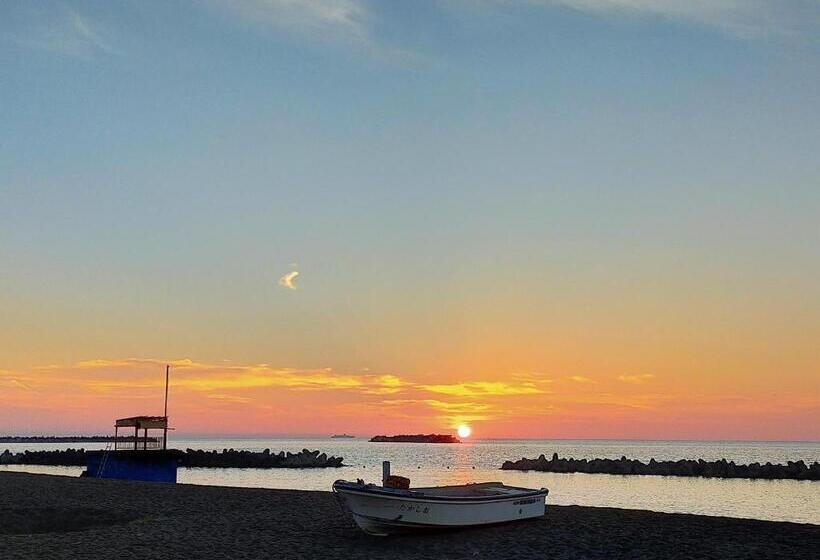 פנסיון Echizen Guesthouse Tamada