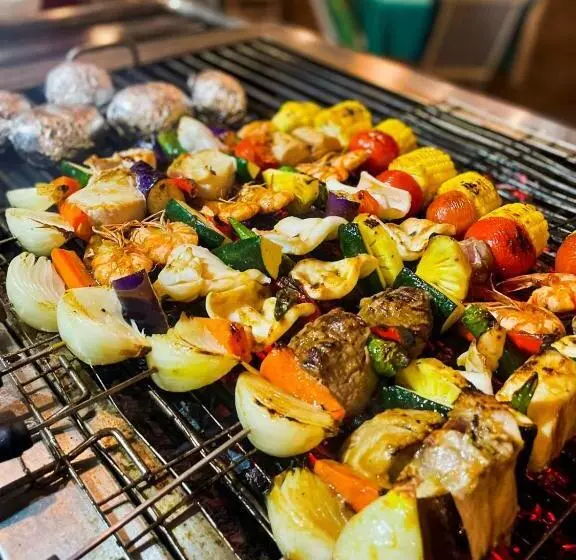 ペンション Zipp Bar Restaurant & Bungalows