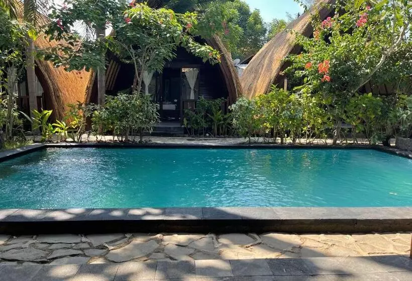ペンション Zipp Bar Restaurant & Bungalows