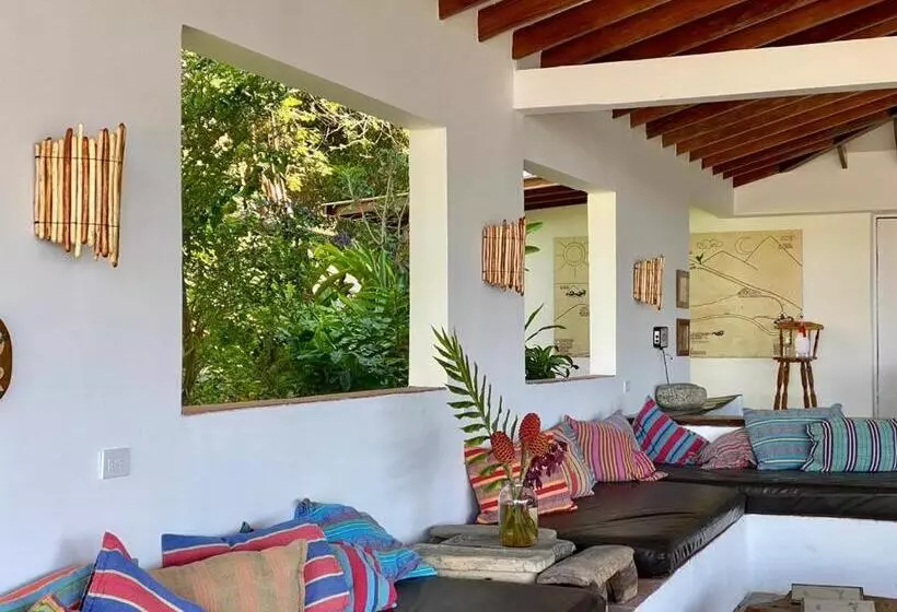 Retkeilymaja Mundo Nuevo Eco Lodge