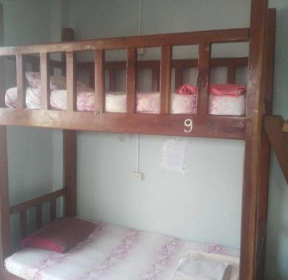 בית מלון כפרי Ning Ning Bungalow