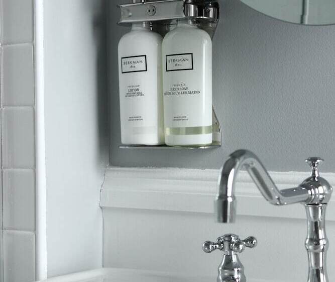 Hostel The Plainfield Inn