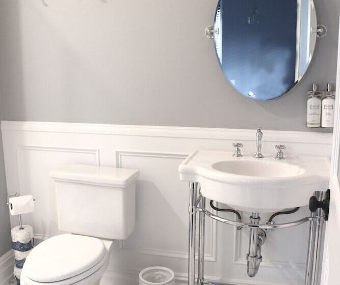 Hostel The Plainfield Inn