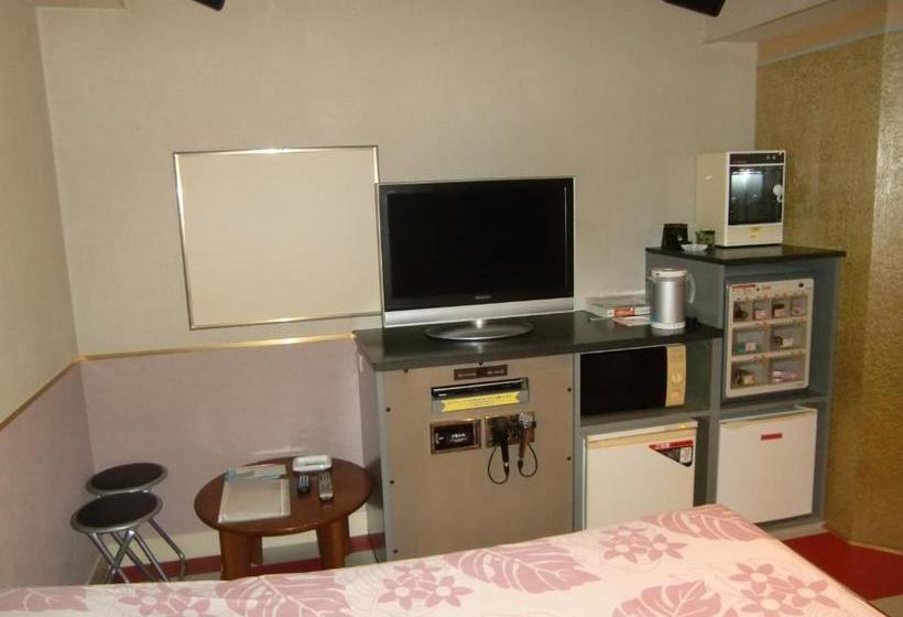 ホテル Golf Nirasaki Inter