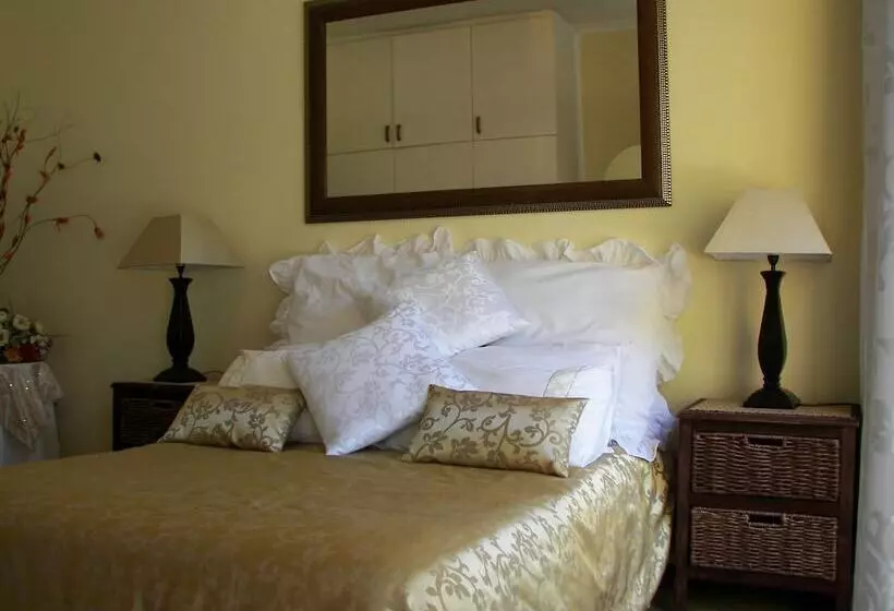 Majatalo Aurora Guest Units