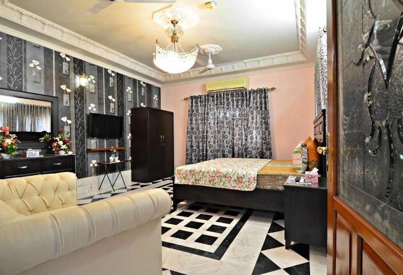 پانسیون Blue Sky Executive