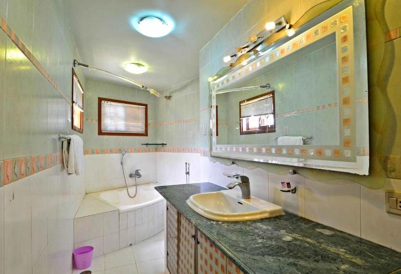 پانسیون Blue Sky Executive