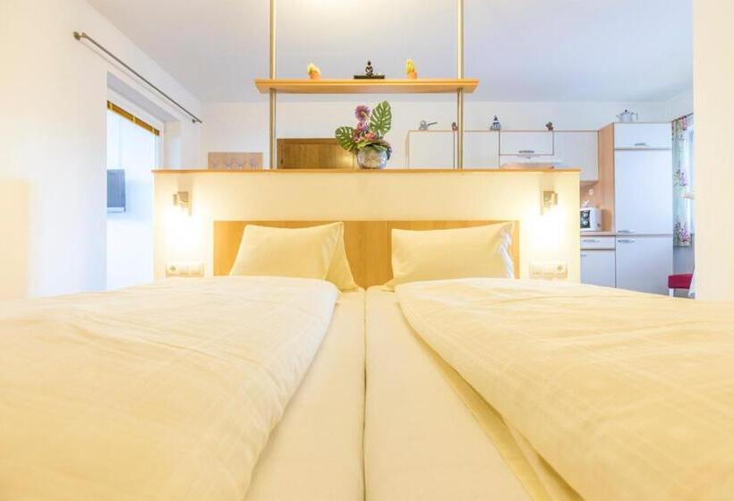 بنسيون Haus Roswitha