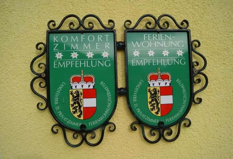 پانسیون Haus Roswitha