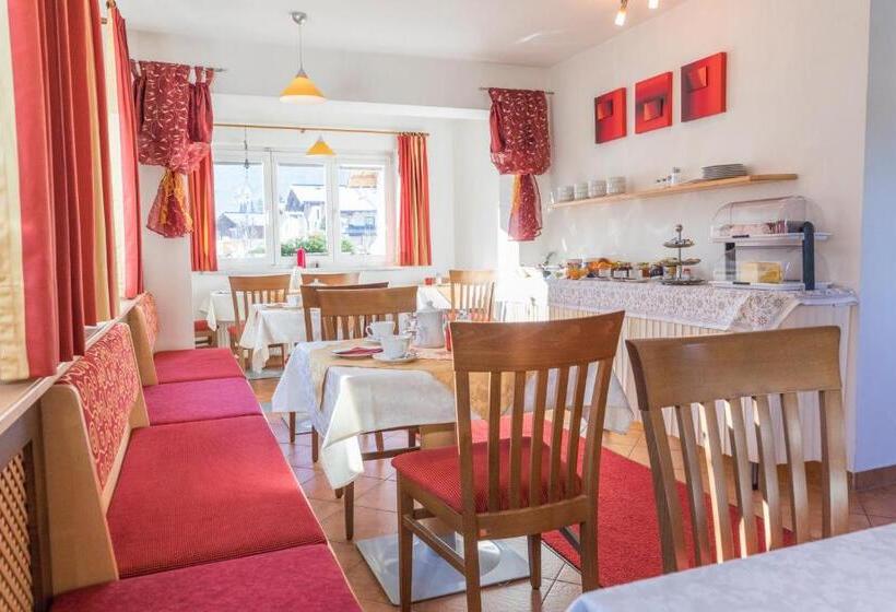 بنسيون Haus Roswitha