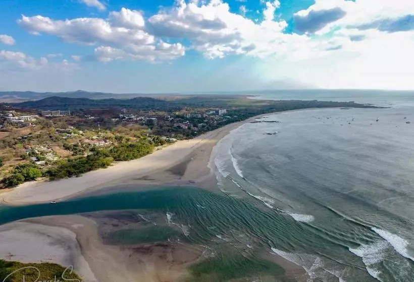 Hotelli Tamarindo Sunshine