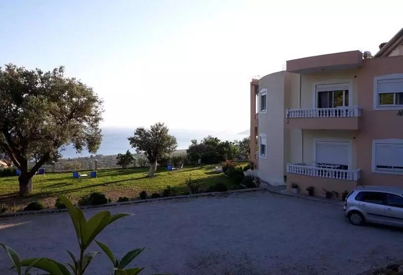 Onirana Apartments