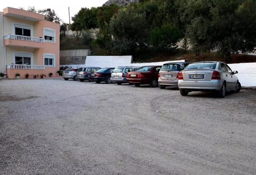 Onirana Apartments