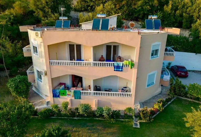 Onirana Apartments