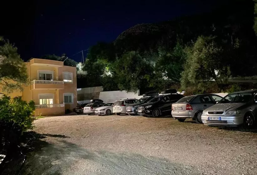 Onirana Apartments