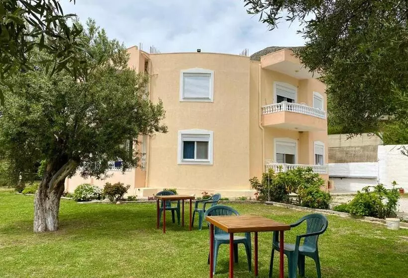 Onirana Apartments