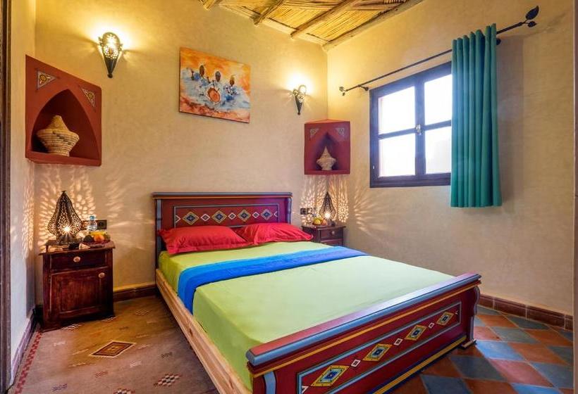 ユースホステル Le Nid D Aigle