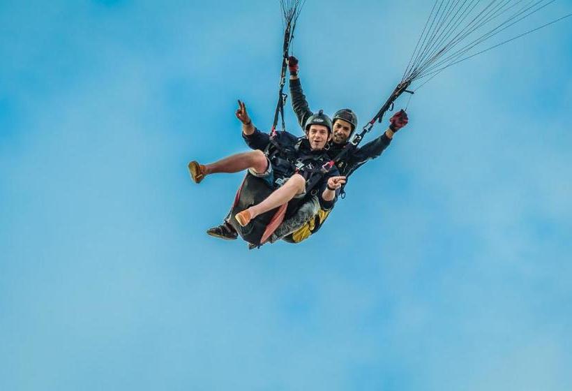 ユースホステル Le Nid D Aigle