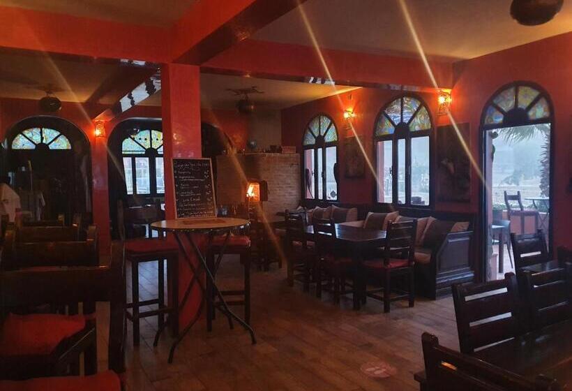 ユースホステル Le Nid D Aigle